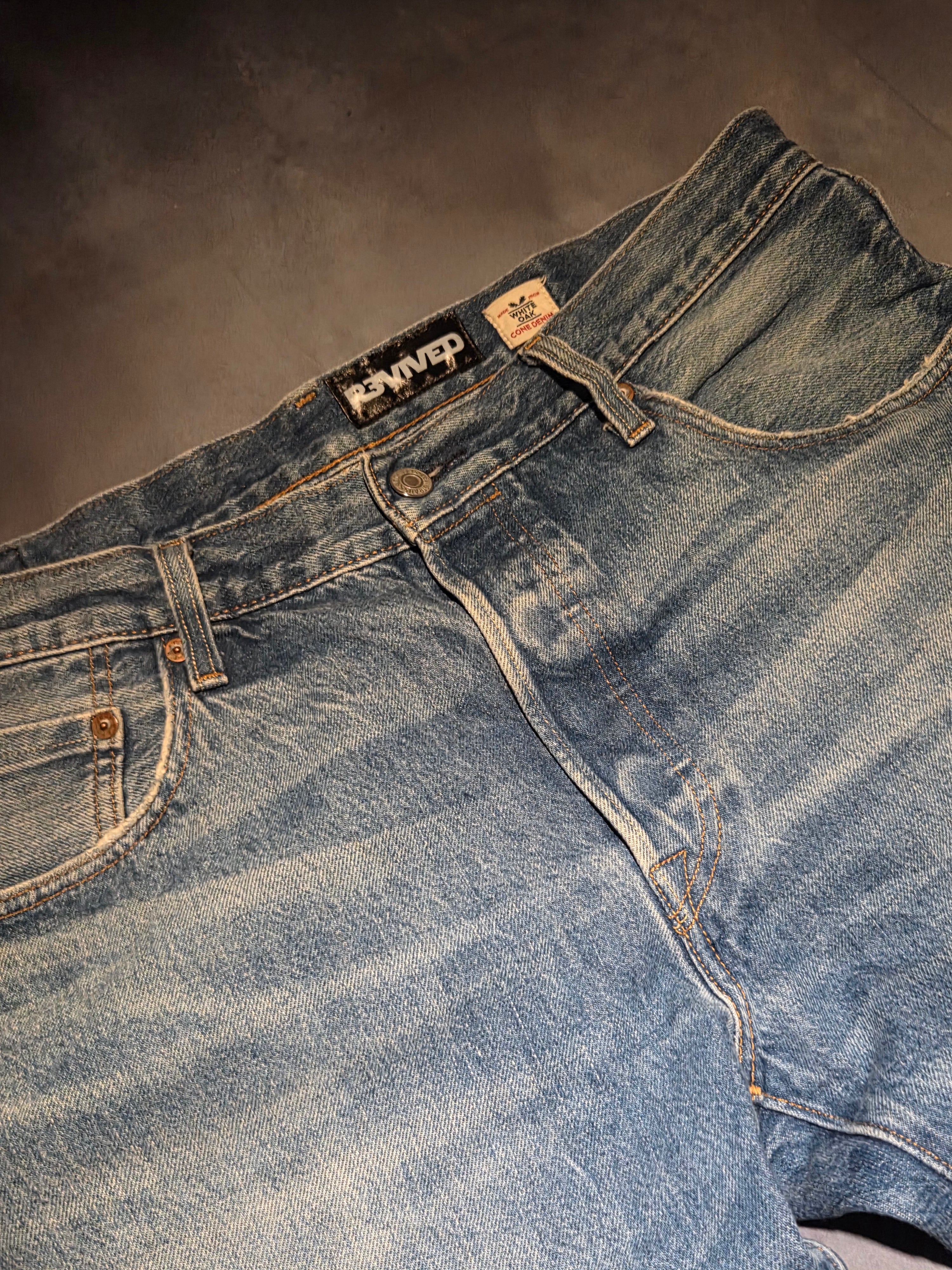 Custom R3VIVED bootcut jeans "LEVI'S 501"