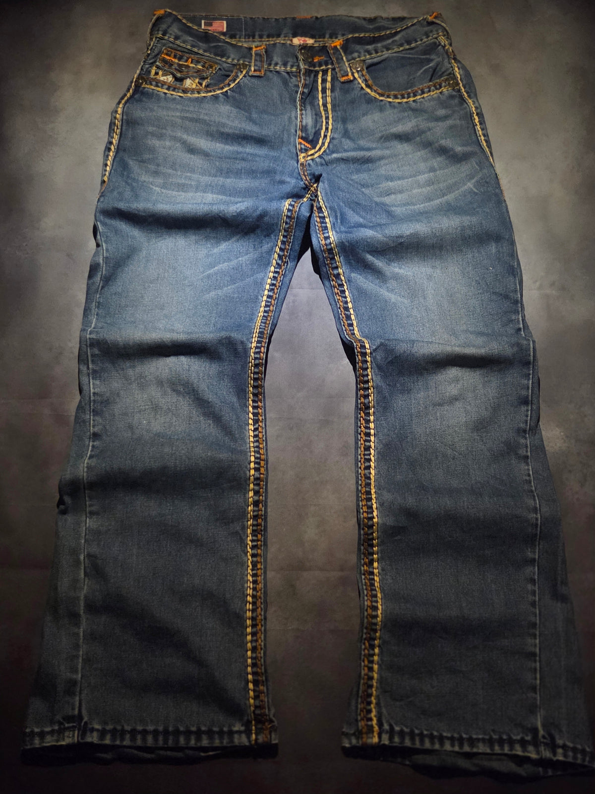 Custom R3VIVED bootcut jeans "true religion"