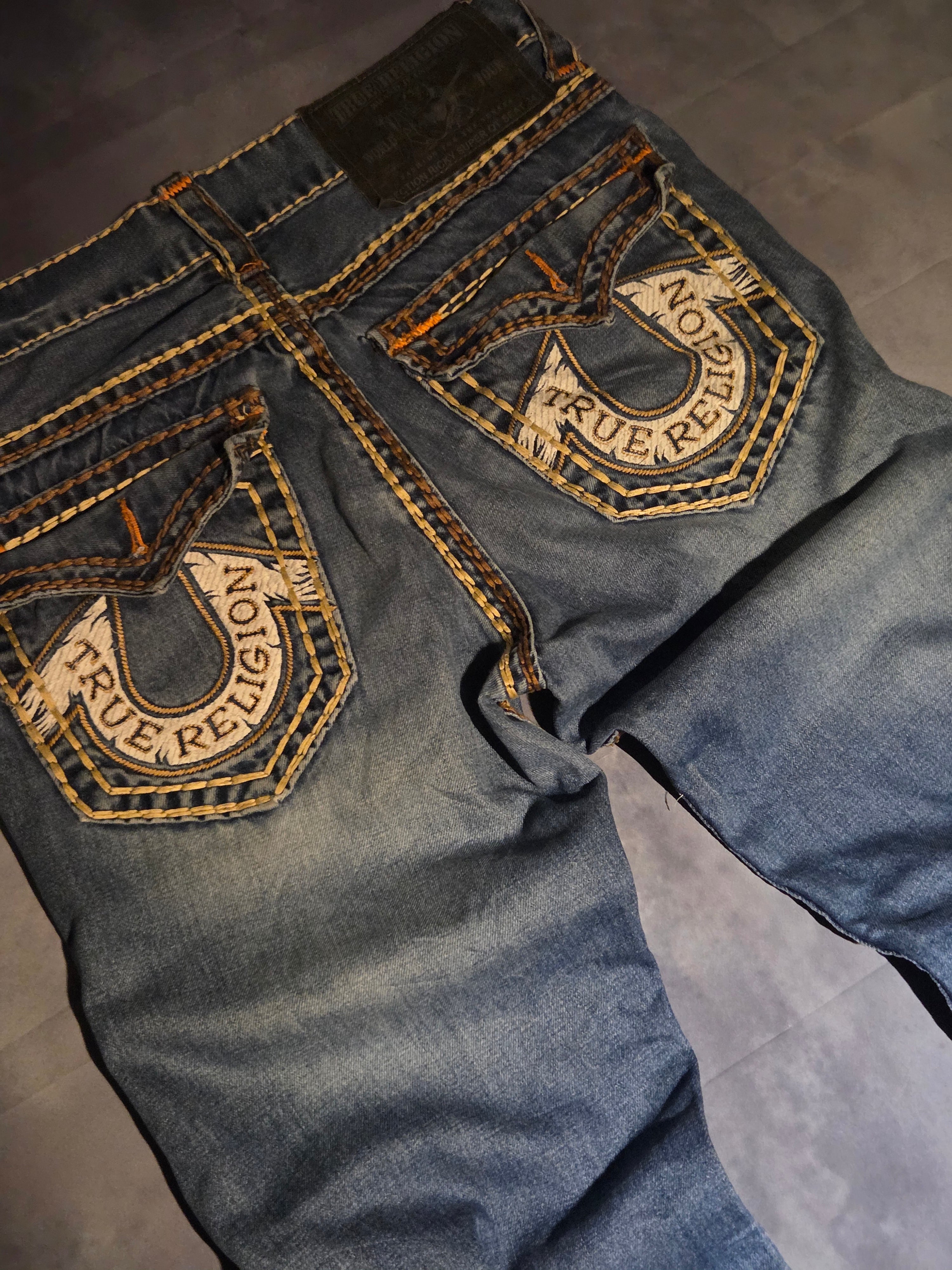 Custom R3VIVED bootcut jeans "true religion"
