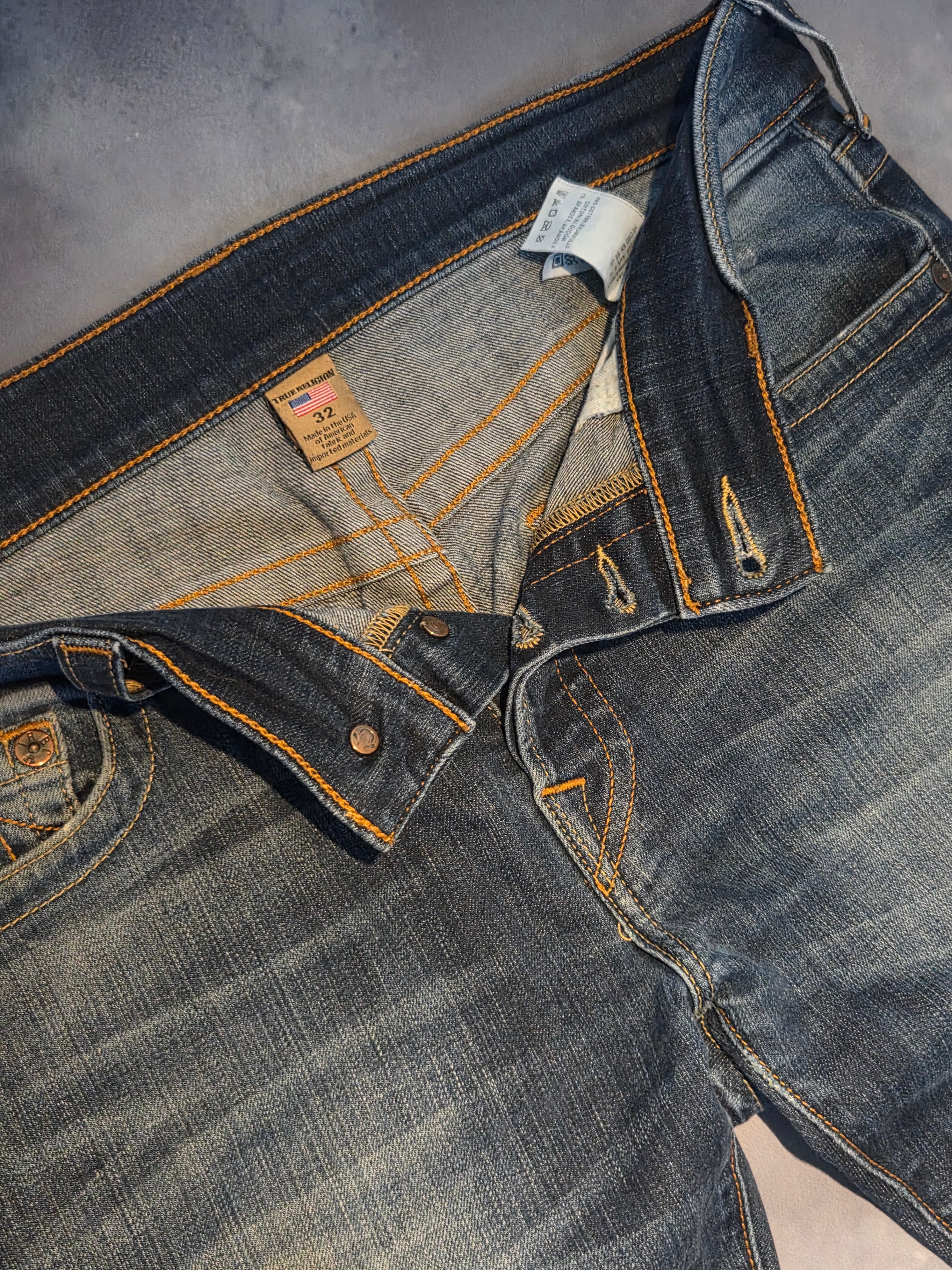 Custom R3VIVED bootcut jeans "true religion"
